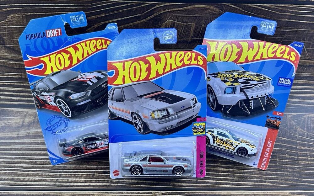 Hot Wheels MUSTANG LOT of 3 Custom '18 GT / '84 Mustang SVO / 2005 Mustang 1:64